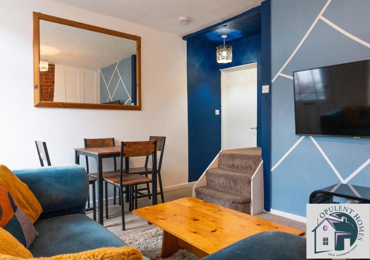 Contractors Pad - 4 Bed Town House - Cent Reading - Free Parking Villa ภายนอก รูปภาพ